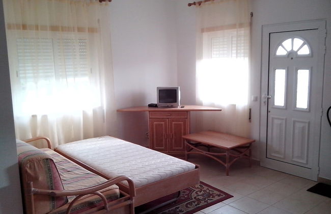 Albufeira 1 Bedroom Apartment 5 min From Falesia Beach and Close to Center! L - Foto 2