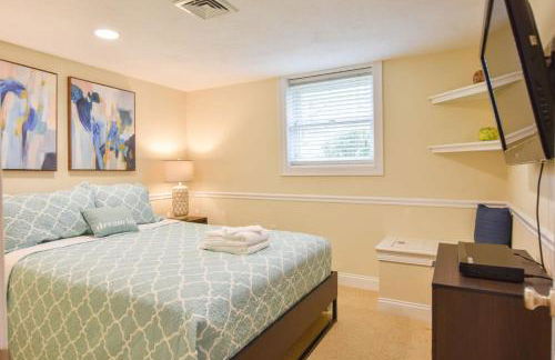 Walk to Bass River Beach Game Room! - Foto 27