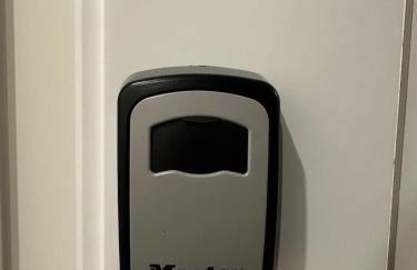 Brand-new flat, King Bed, Sofa Bed with full kitchen, Wi-Fi, self check-in Central location near everything - Foto 42