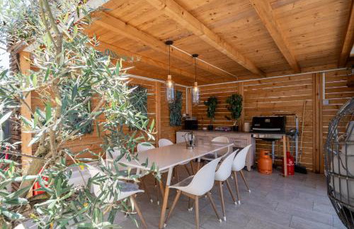 NoaMio Homestay with Heated Swimming Pool & Sauna - Photo 18