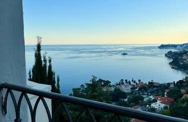 Top Location- Panoramic Villa with Montecarlo Views and Pool - Foto 3