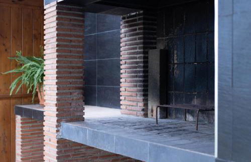 Villa en Valencia, piscina privada y metro 500m - Foto 17