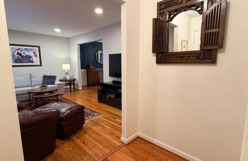 4BR Family Retreat Near Annapolis w Large Yard - Foto 8