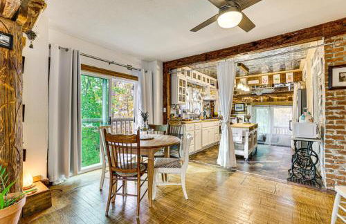 Walk to Downtown Eclectic Wisconsin Dells Home - Foto 3