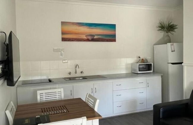 Busselton Jetty Chalets - Photo 30