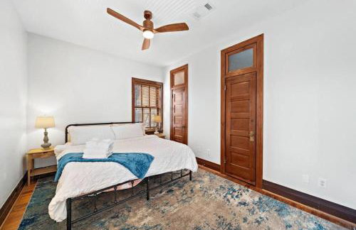 Historic loft in downtown Galveston close to everything - Foto 3