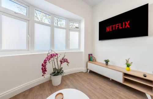 Entire 3 Bedroom House in London - Canning Town, City Airport, London ExCel - Foto 18