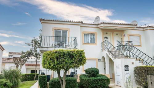 Oasis park 2 bedroom top floor Apartment AT72 - Foto 2, Garden