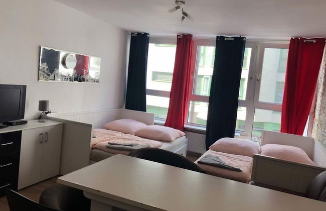 Friesenwall Centrum 5 min to Mainstation - Foto 4