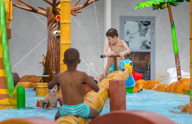 Fully Furnished Tiny House near Beach - Foto 23