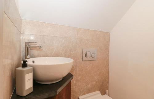 The Threshing Barn - Foto 16