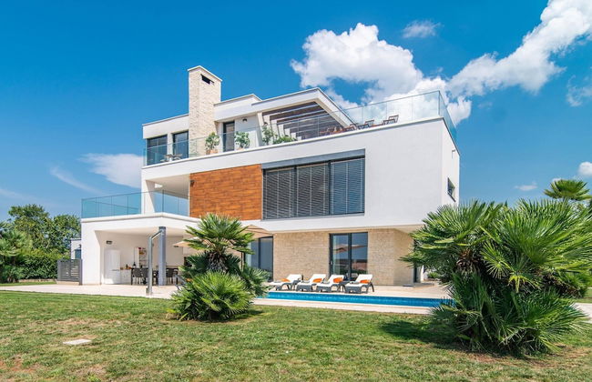 Luxury Villa With Pool and sea View - Foto 16