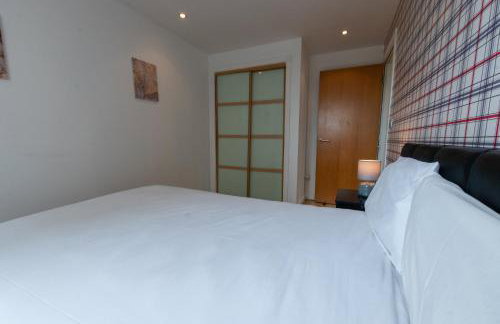 Britannia Apartments - Photo 37