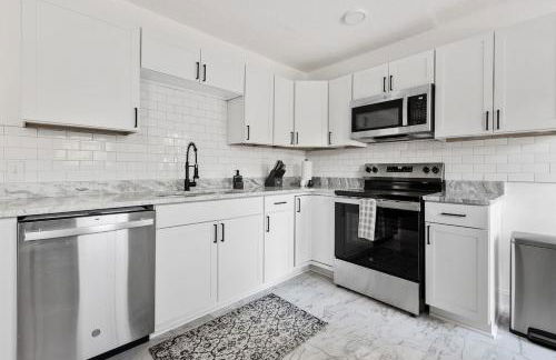 Orange Pit - 3BD 2BA Luxury Retreat - West Cola - Photo 2