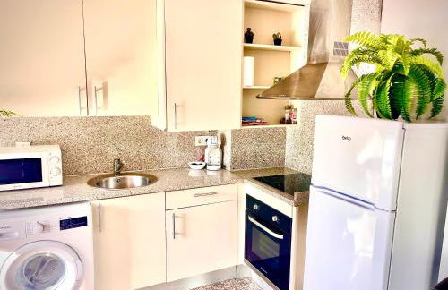 BEACH&POOL, Boutique Apartament with free parking, full equipped in Fenals Beach - Foto 10