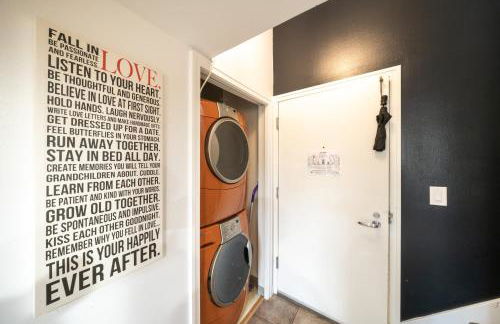 Modern Downtown Top Floor Penthouse With Bay Views - Foto 15