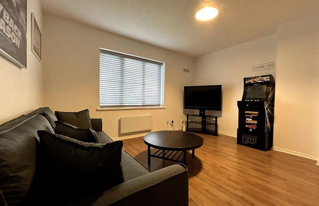 Essex 2 Bed Flat Near Station With Free Parking - Foto 1