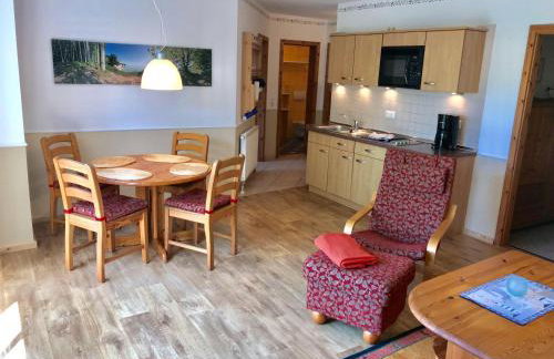 Ein-Steinwurf-zum-Ostseestrand-Ferienwohnung-Martha-mit-Terrasse - Foto 4