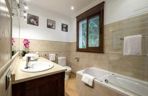 Nice villa Marpessa in Portals Nous with pool - Foto 43