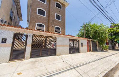 Apto 2 Quarto com Ar Condicionado em Vila Mathias - Foto 1