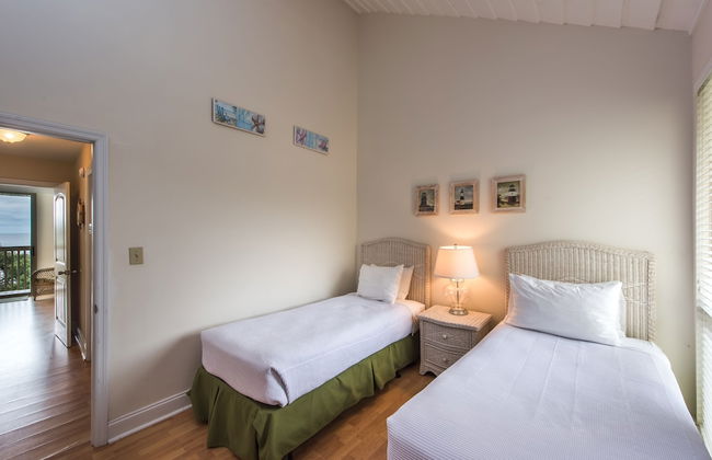 Villas By the Sea Resort & Conference Center - Photo 11