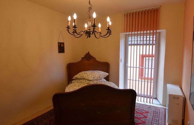 Charming Holiday Home in Neumagen-dhron - Foto 14