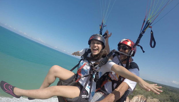 Volo in parapendio ad Arraial d'Ajuda - Foto 2
