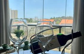 (106) Unforgettable Studio in a Modern Space - Photo 10