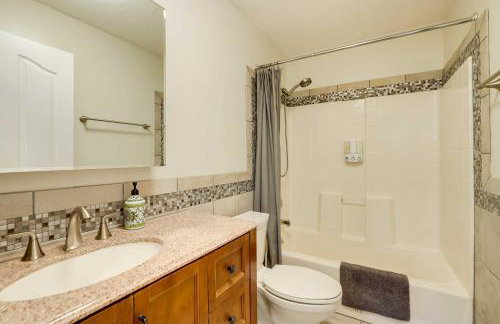 Spacious Hildale House with Large Deck! - Foto 17