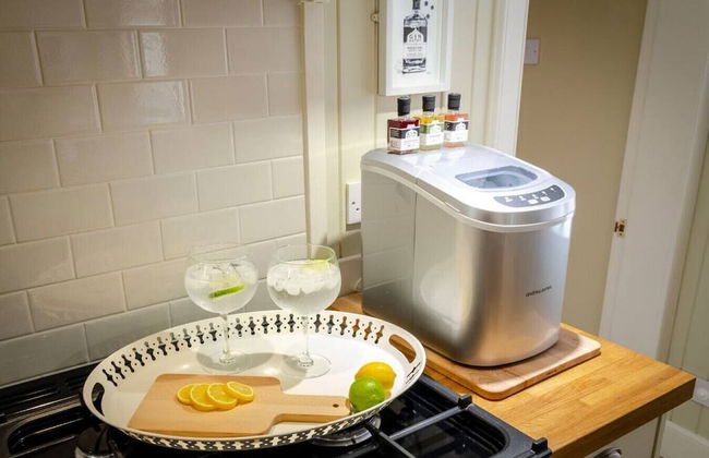 Kirk Wynd Cottage - Traditionally Charming - Foto 8