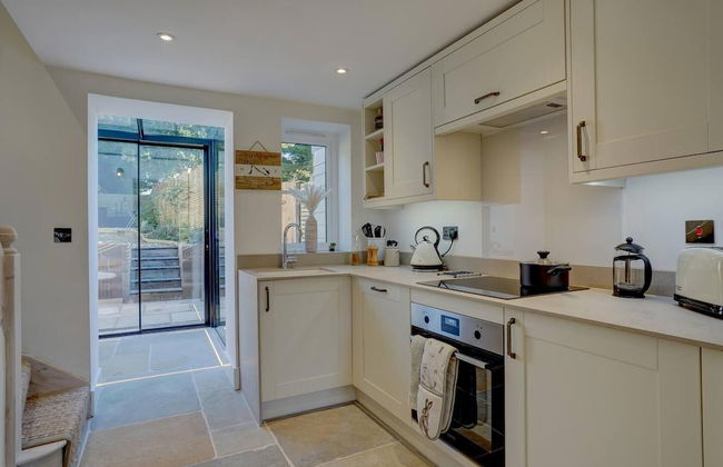 Luxury 1 bed Cottage With hot tub and log Burner - Foto 7