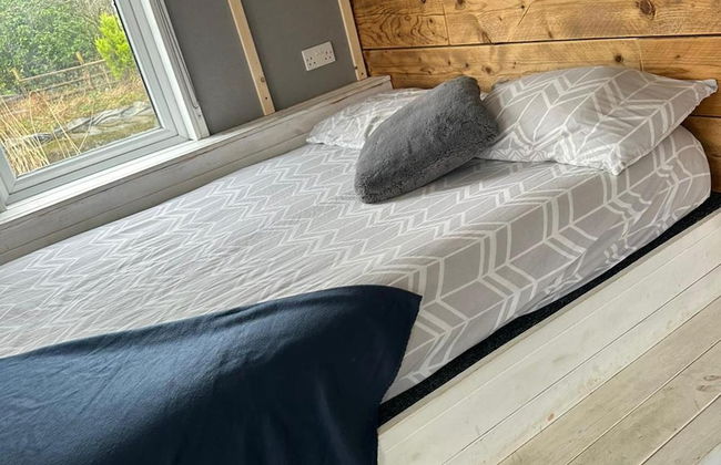 Large Glamping Hut - Riverview 13 - Photo 2