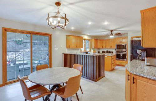 Game Room and Covered Patio Hummelstown Hideaway - Foto 8