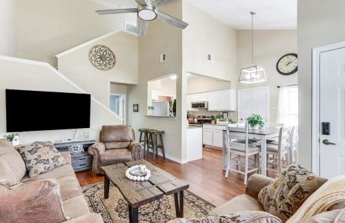 Pool and Lake Access Lovely Monkey Island Getaway - Foto 2