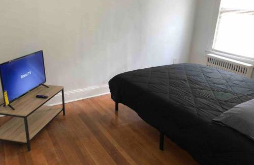 Spacious 2-bedroom apartment with 1-bathroom and private street entrance, MetLife Stadium FIFA World Cup 25 minutes away - Foto 4