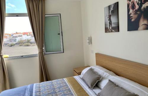 Hermoso Edificio Frente al Mar, a pie de Playa y hermosas vistas - Photo 35