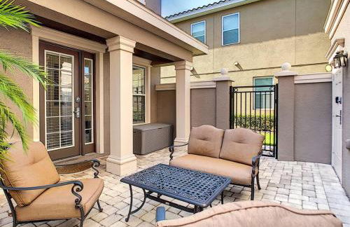 Two King En-Suites …Inside the Prestigious Reunion Resort - Foto 5