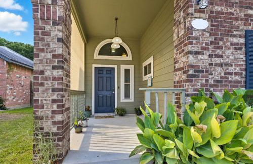 Luxe Family Escape with Games Hot Tub and Yard - Foto 65