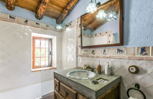 Cozy Home In La Cardenchosa With Wifi - Foto 32