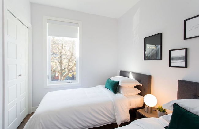 Brand New 3 Bedroom With Rooftop Patio - Foto 8