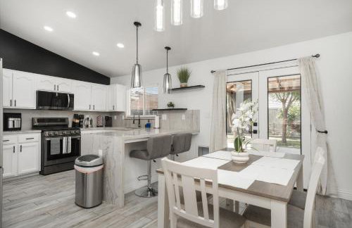 Simple Home for Work or Travel - Photo 5