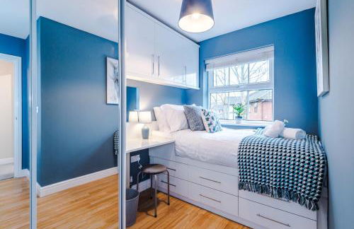 NEW! Incredible Home In Northwich By 53 Degrees Property, Perfect For Groups, FREE Parking! - Photo 36