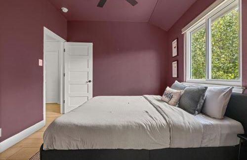 Modern Retreat Near Domain with Game Room and Gym - Foto 9