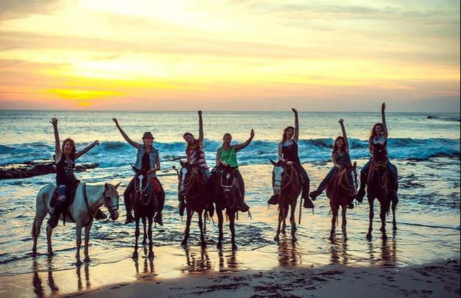 Balade à cheval sur la plage de Bonfil - Photo 3