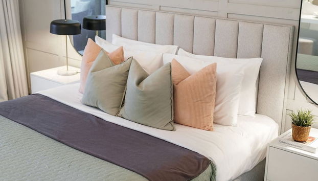 Luxury 2BR Maid Enjoy Stunning Marina View - Foto 4, Habitación