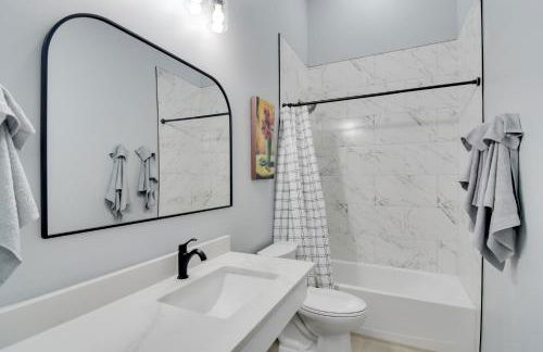 Steps to Casinos and Shuttle! Central City Home Base - Foto 16