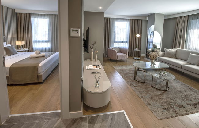 Valente Suites & Hotel - Photo 10