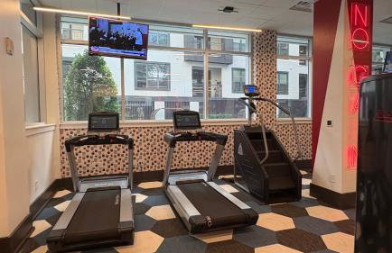 Relaxing Pool-View 1BR Near Top Houston Spots - Foto 24