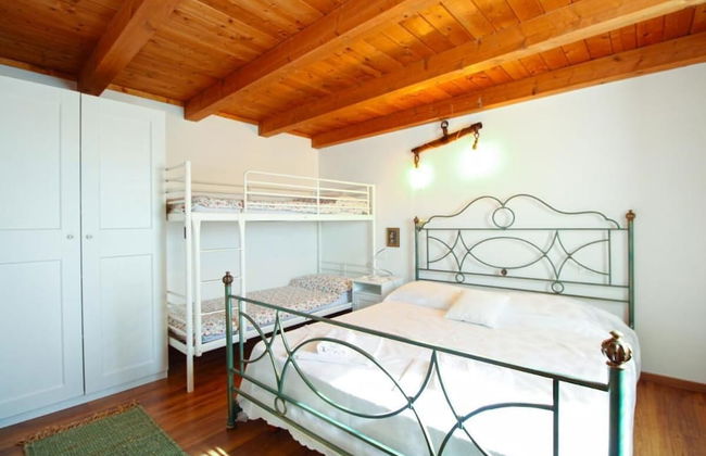 Charming House With Garden and BBQ in Galizana - Photo 6