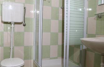 Matea Apartments Milna - Photo 10